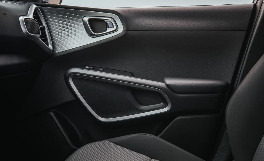 Детали интерьера Kia Soul X-Line (SK3) 2019 года  (NA) (фото 33 из 41)